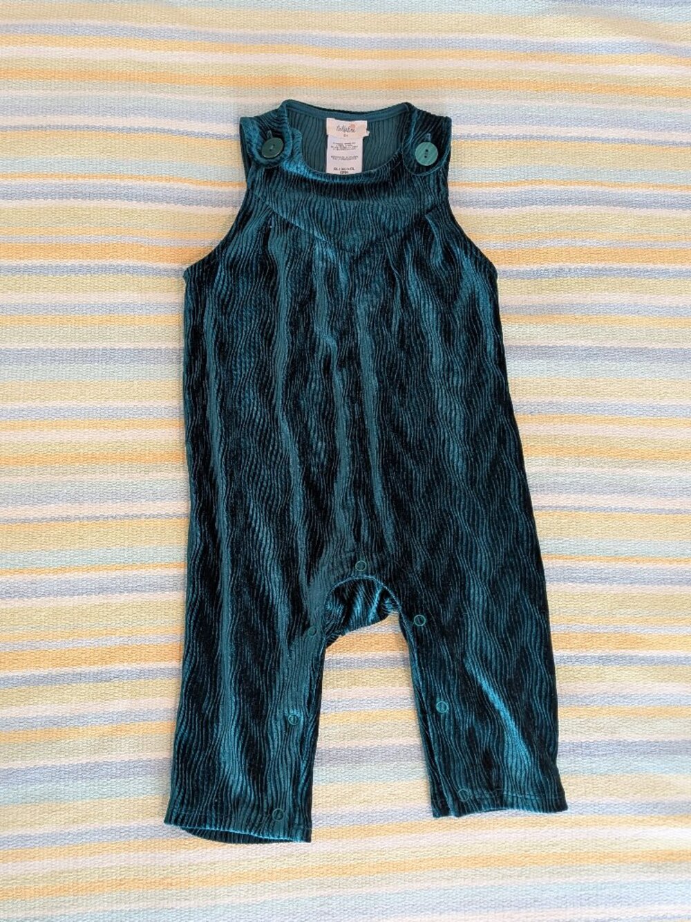 ⭐ Tullabee Green Velour romper size 12 Months